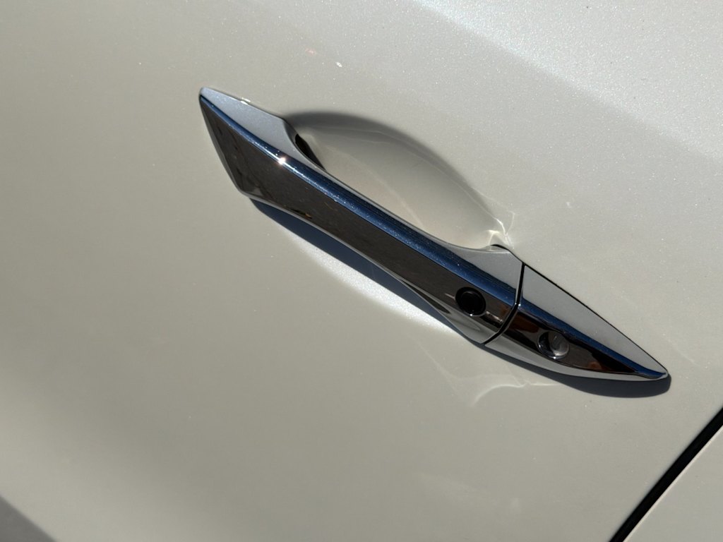 Thumbnail: 2017 Acura MDX - 20