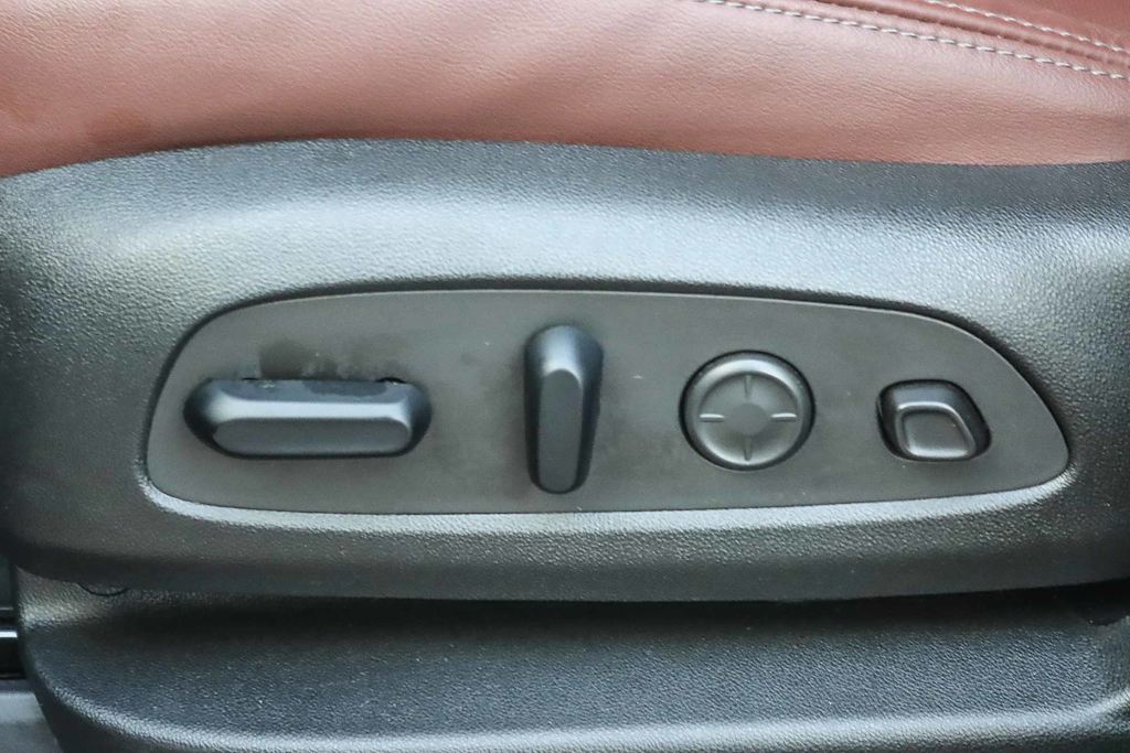 Thumbnail: 2021 Buick Enclave - 23