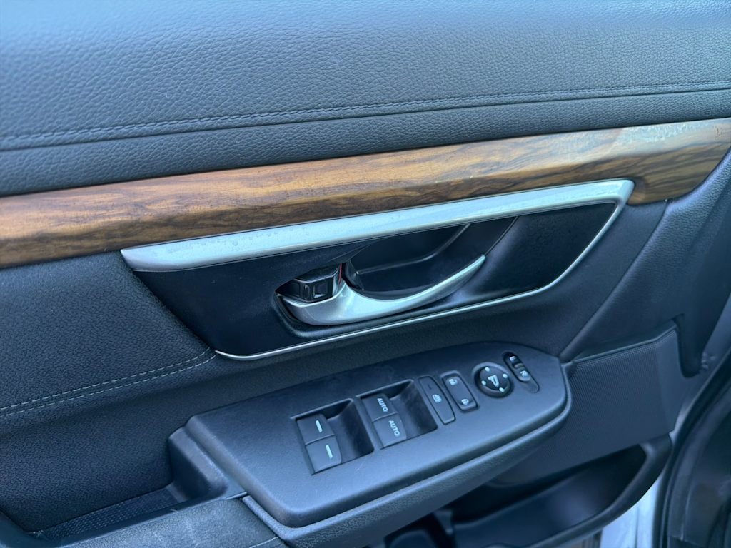 Thumbnail: 2020 Honda CR-V - 21