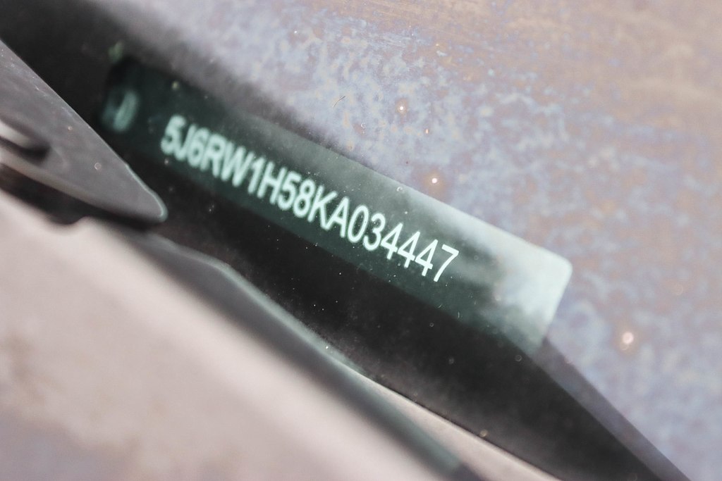 Thumbnail: 2019 Honda CR-V - 6