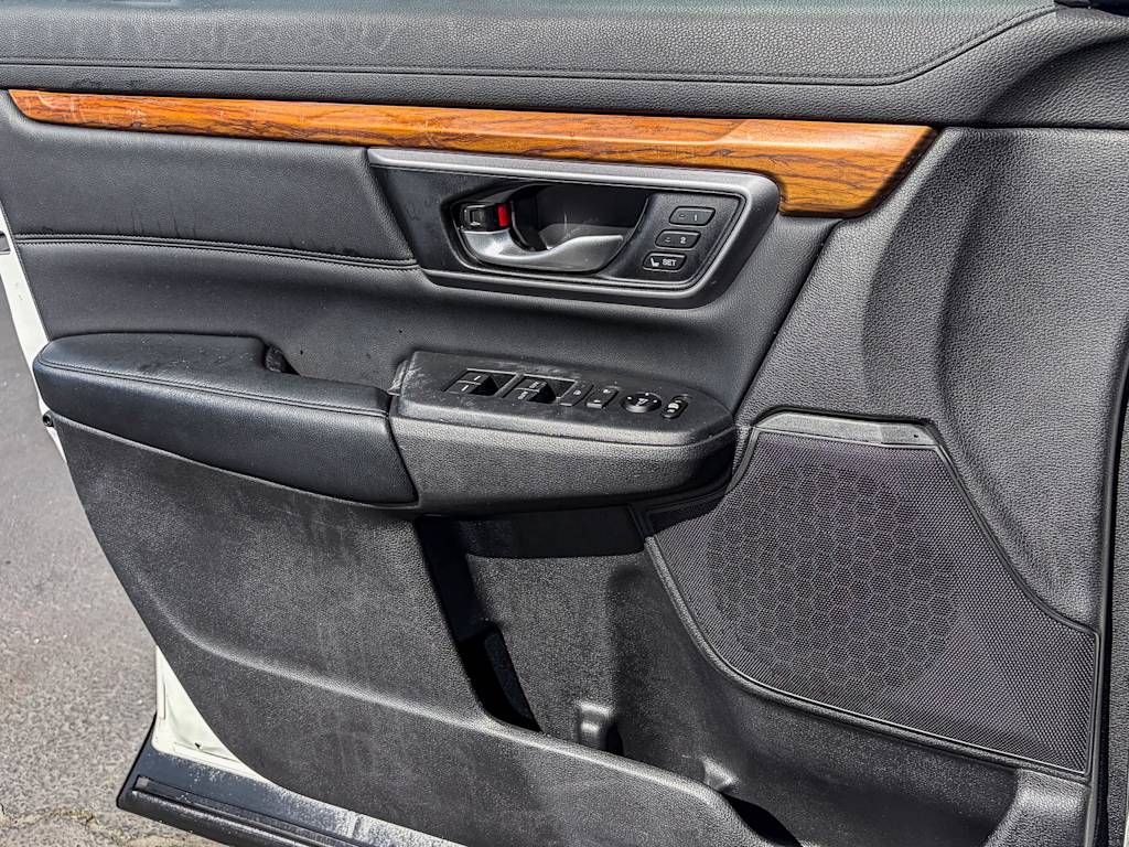 Thumbnail: 2017 Honda CR-V - 23