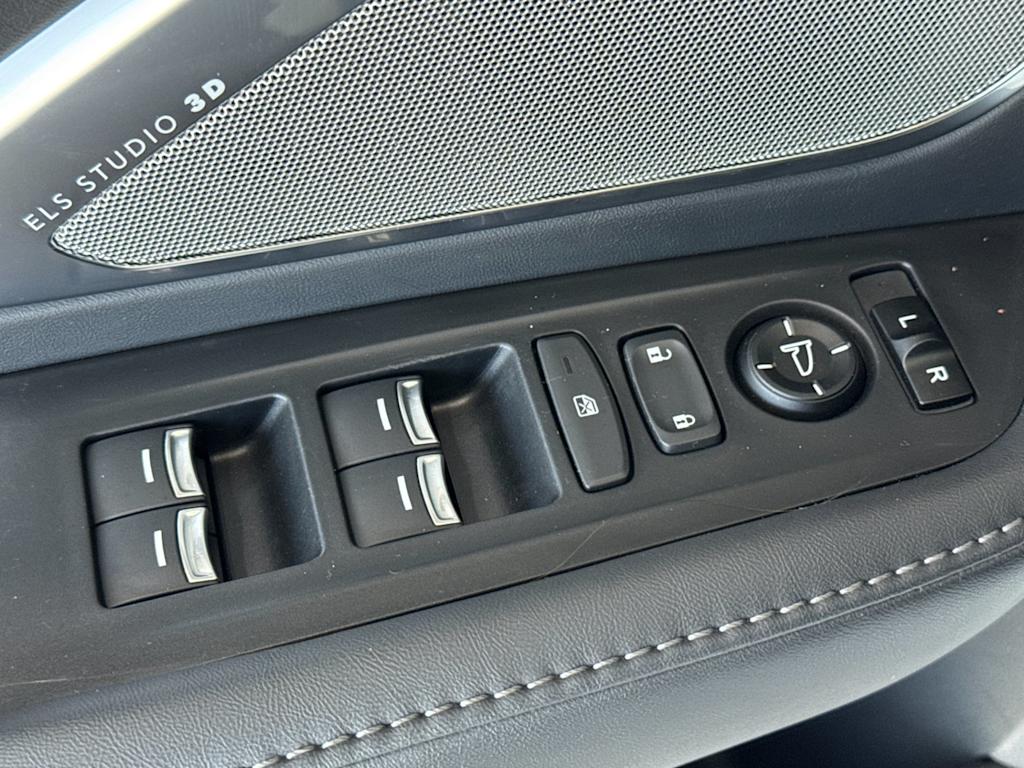 Thumbnail: 2021 Acura RDX - 22