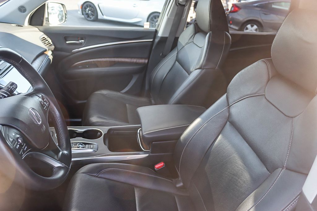 Thumbnail: 2020 Acura MDX - 10