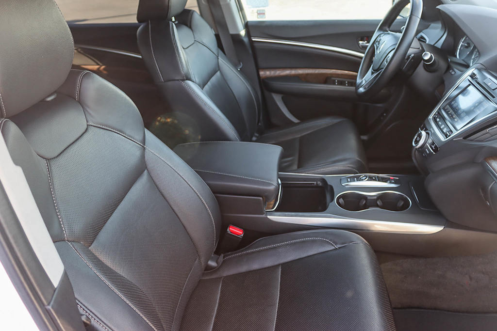 Thumbnail: 2020 Acura MDX - 9