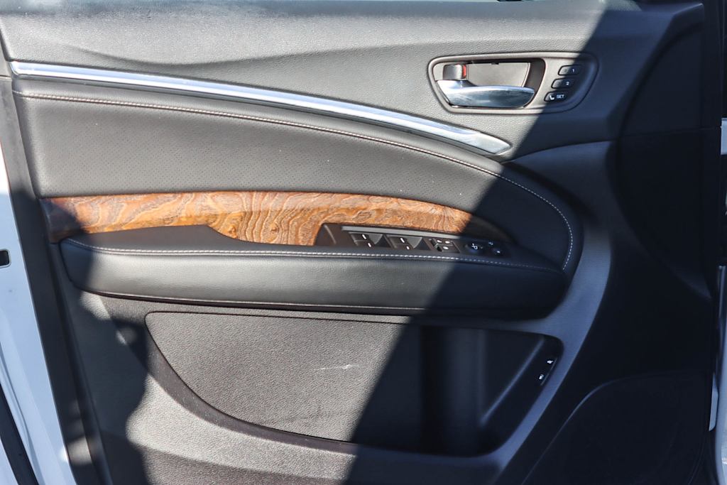 Thumbnail: 2020 Acura MDX - 24