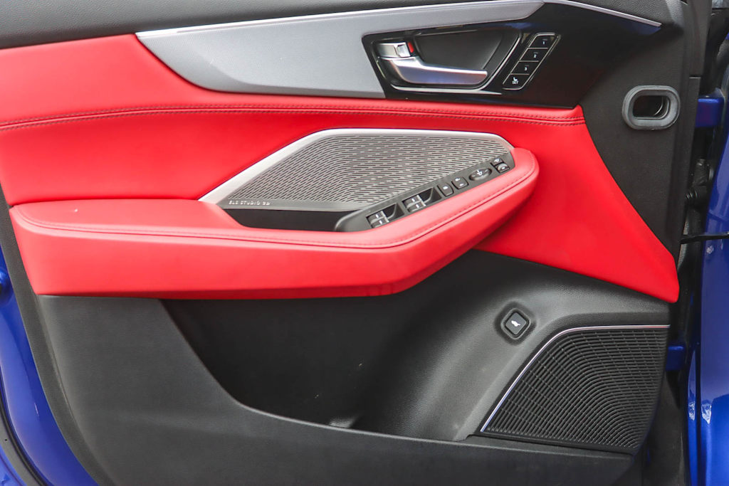 Thumbnail: 2023 Acura MDX - 24