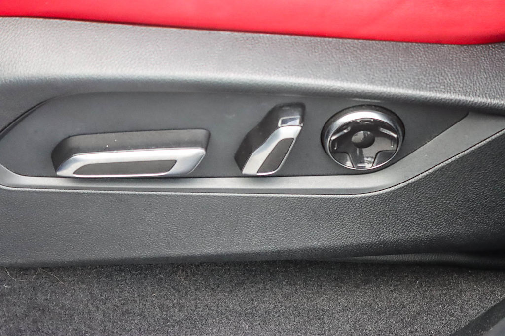 Thumbnail: 2023 Acura MDX - 25