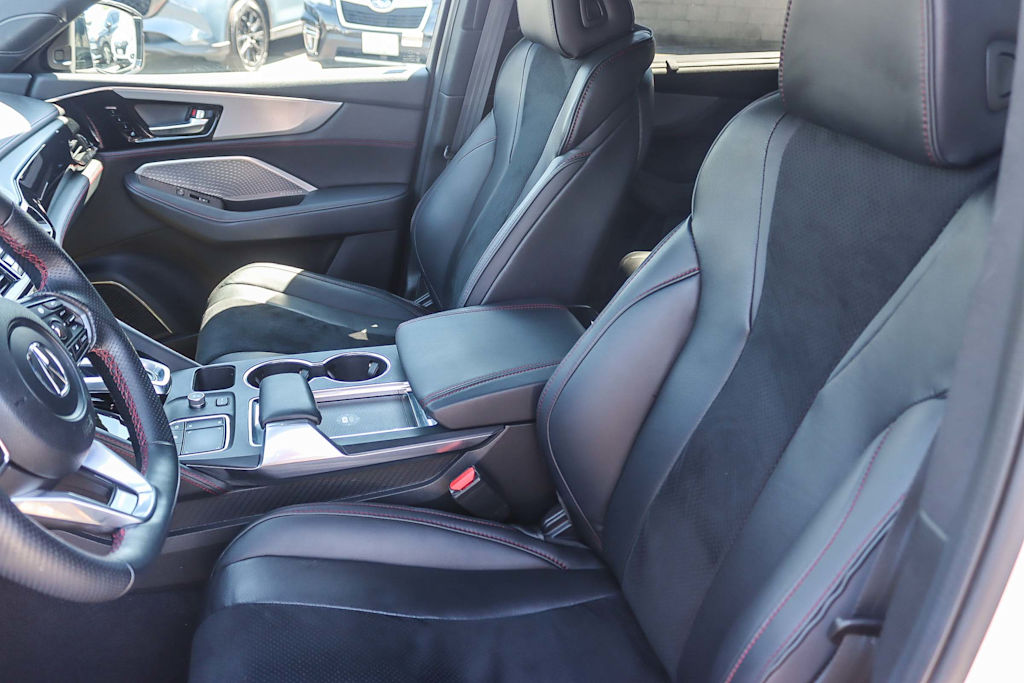 Thumbnail: 2023 Acura MDX - 10