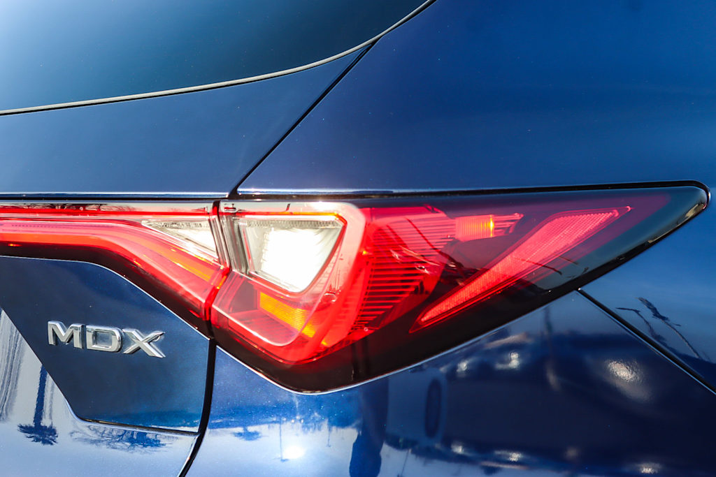 Thumbnail: 2022 Acura MDX - 19