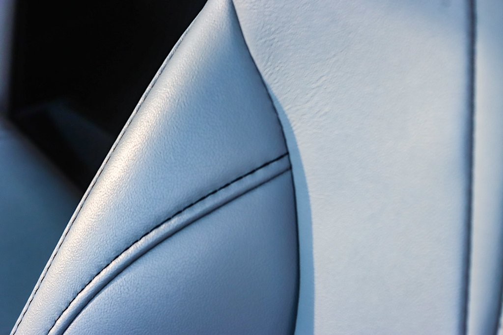 Thumbnail: 2022 Acura MDX - 26