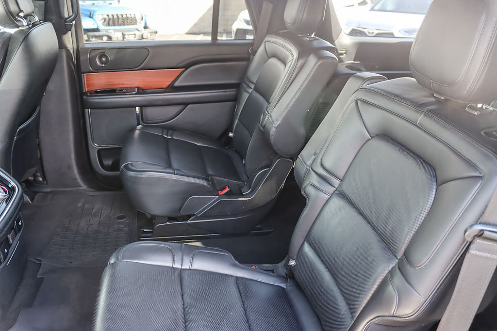 Thumbnail: 2019 Lincoln Navigator - 11