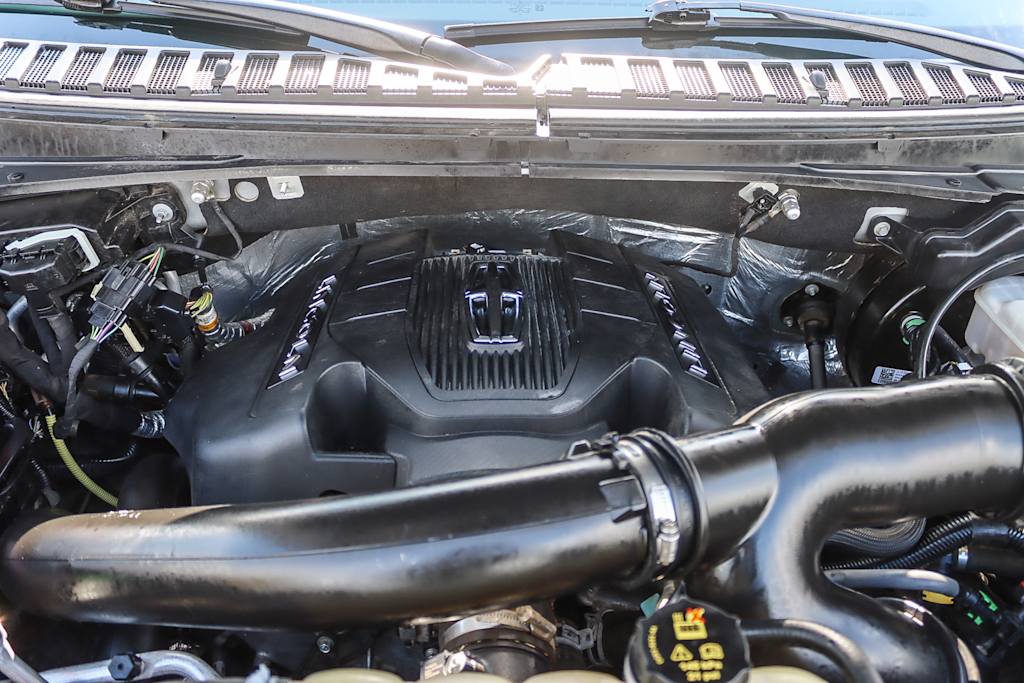 Thumbnail: 2019 Lincoln Navigator - 7
