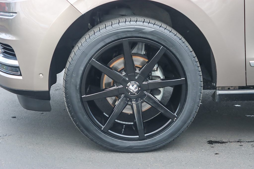 Thumbnail: 2020 Lincoln Navigator L - 6