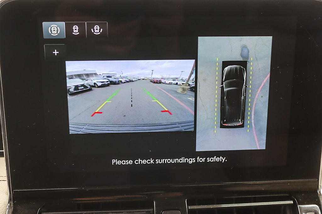 Thumbnail: 2020 Lincoln Navigator L - 26