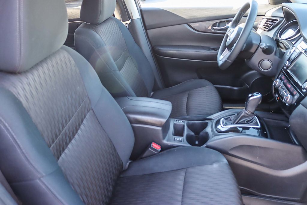 Thumbnail: 2018 Nissan Rogue - 9