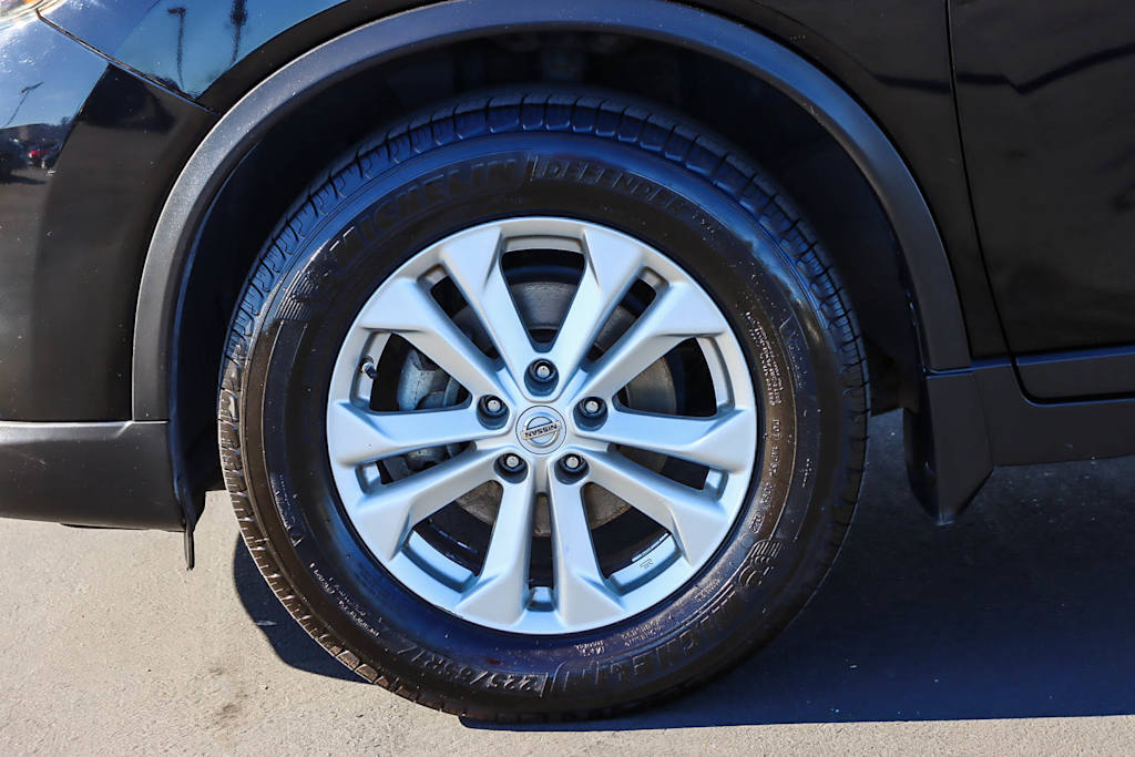 2014 Nissan Rogue SV 5