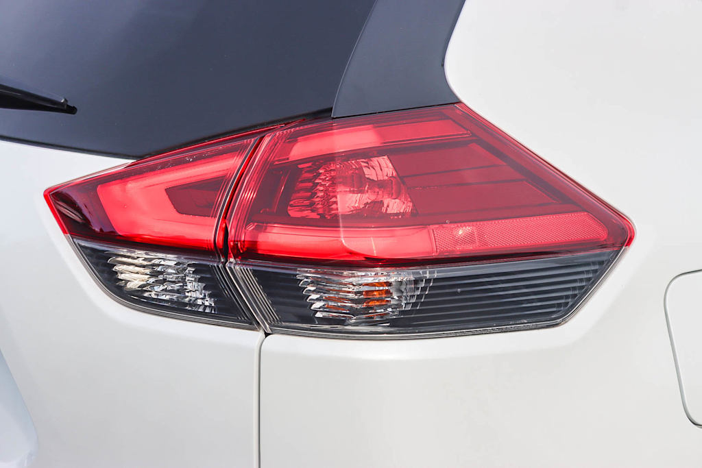 Thumbnail: 2020 Nissan Rogue - 20