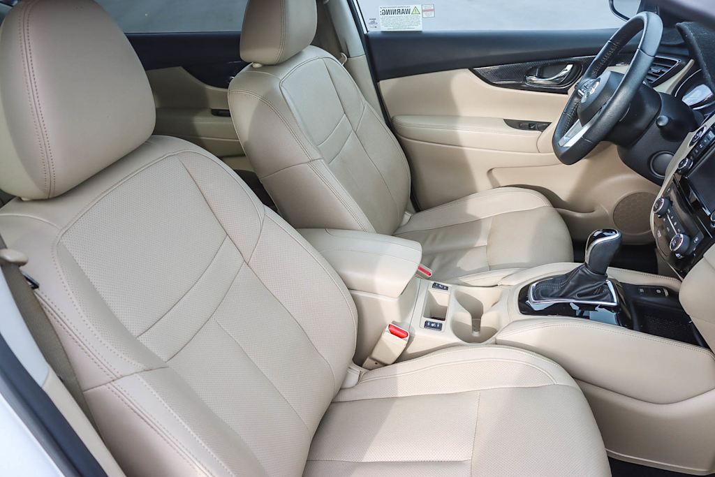 Thumbnail: 2020 Nissan Rogue - 9