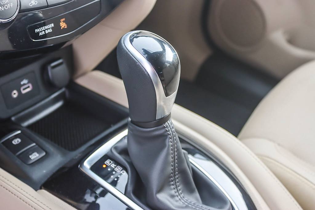 Thumbnail: 2020 Nissan Rogue - 13