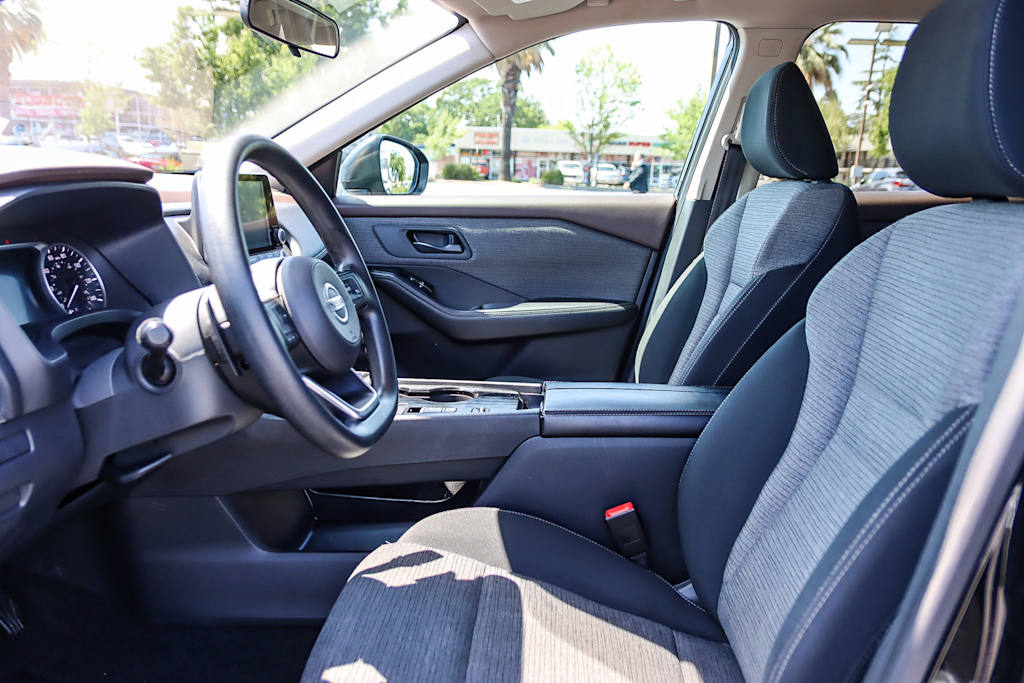 2021 Nissan Rogue S 10