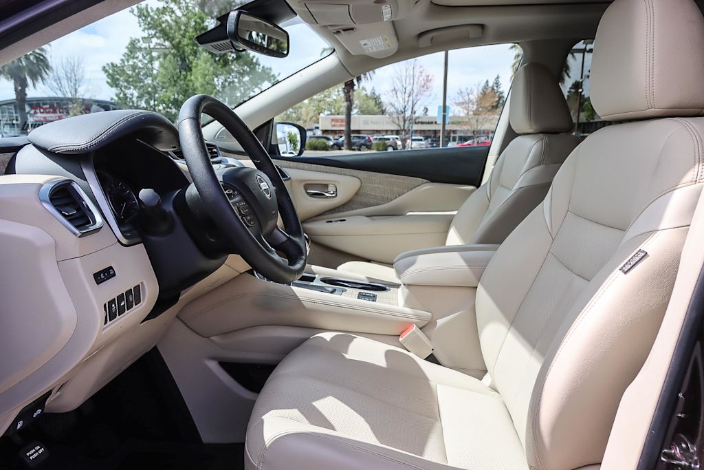 2019 Nissan Murano SL 10