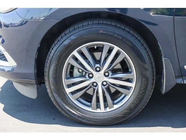 Thumbnail: 2017 INFINITI QX60 - 32