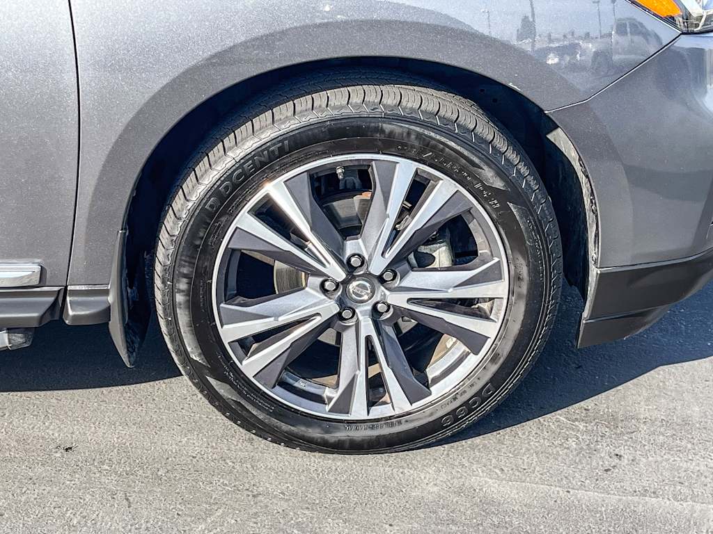 Thumbnail: 2019 Nissan Pathfinder - 5