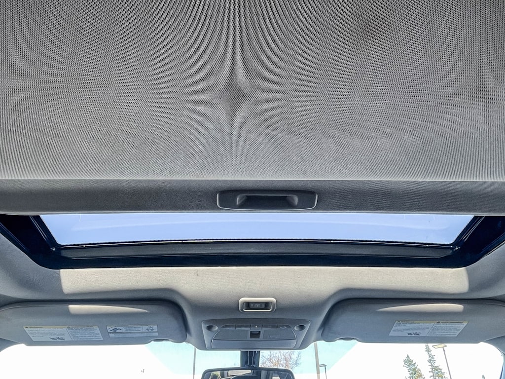 Thumbnail: 2019 Nissan Pathfinder - 19