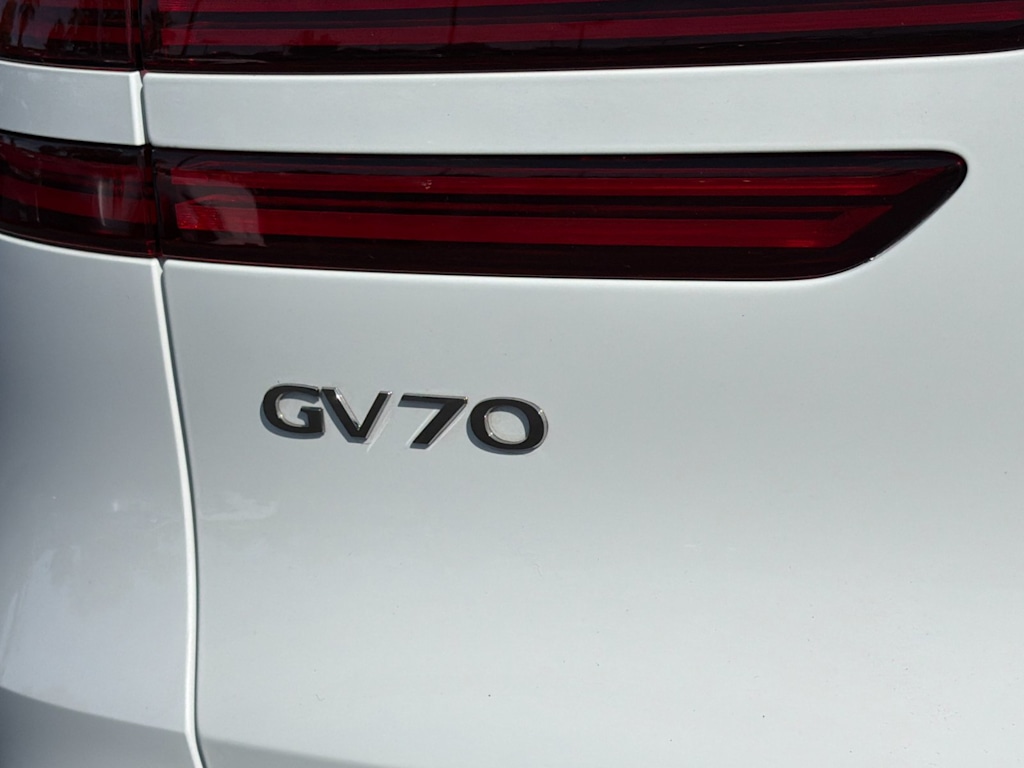 Thumbnail: 2025 Genesis GV70 - 6