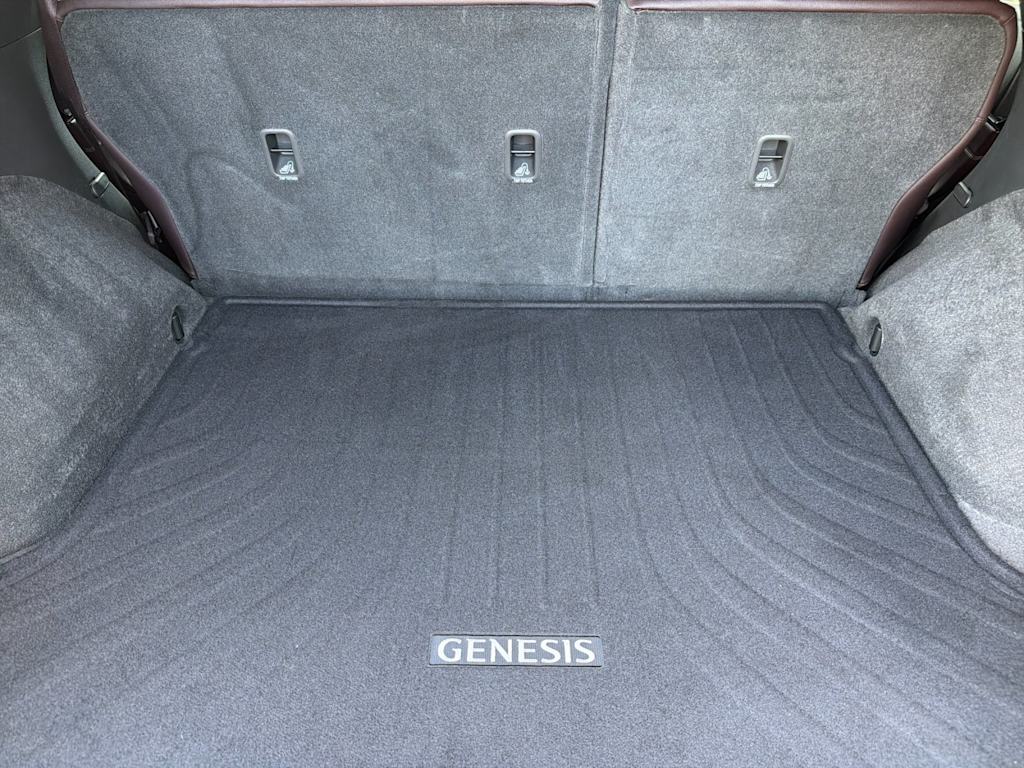 Thumbnail: 2025 Genesis GV70 - 15