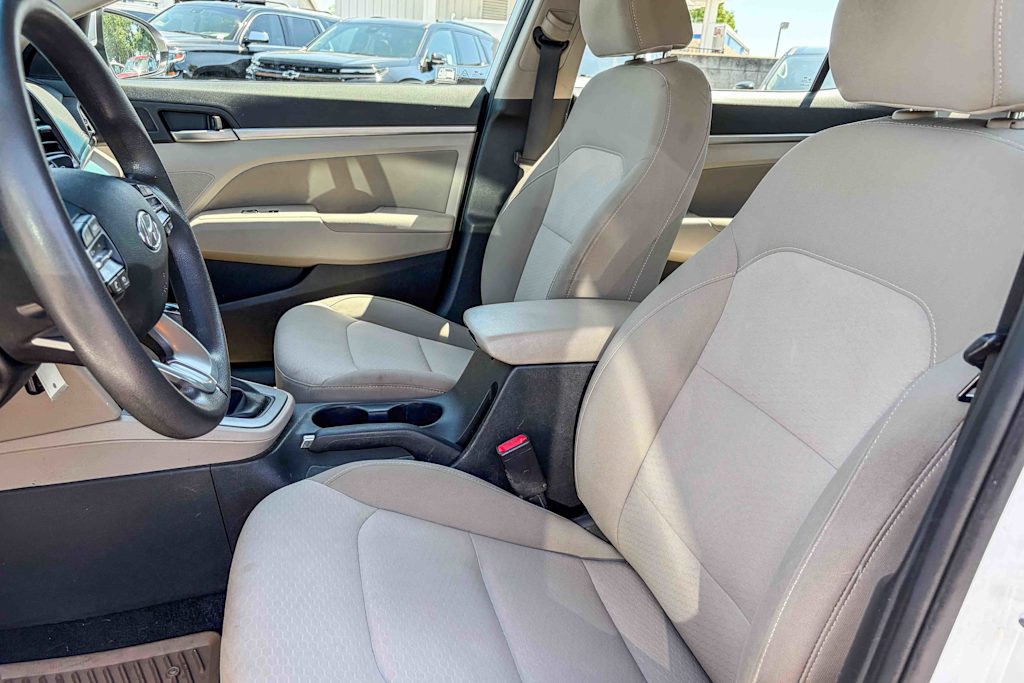 Thumbnail: 2020 Hyundai Elantra - 10
