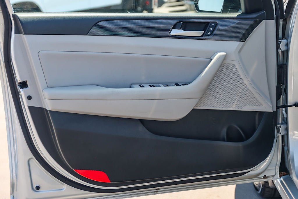 2019 Hyundai Sonata Limited 23