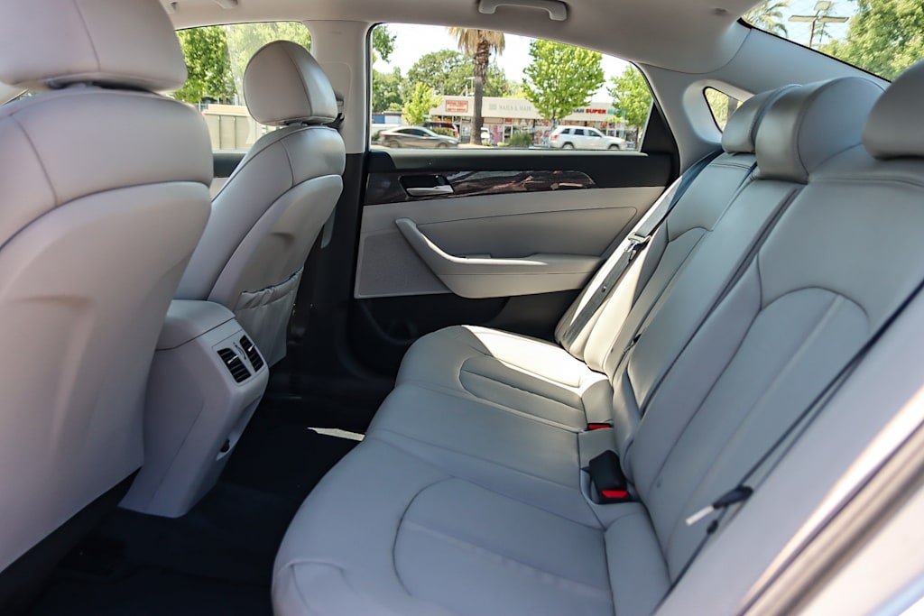 2019 Hyundai Sonata Limited 11