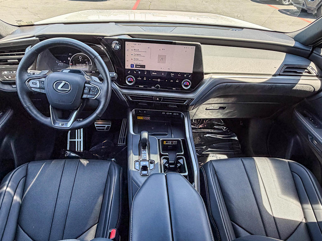 Thumbnail: 2025 Lexus TX - 2