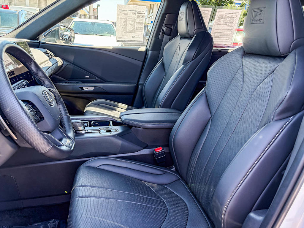 Thumbnail: 2025 Lexus TX - 11