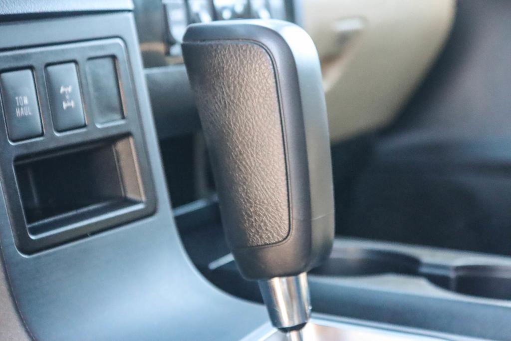 Thumbnail: 2019 Toyota Sequoia - 25