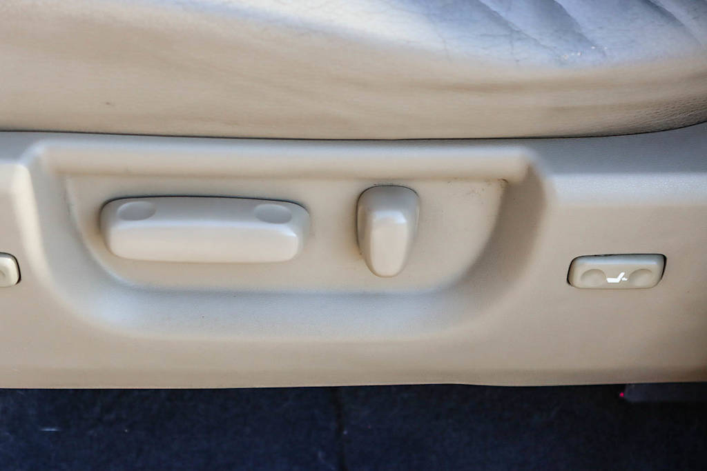 Thumbnail: 2019 Toyota Sequoia - 24