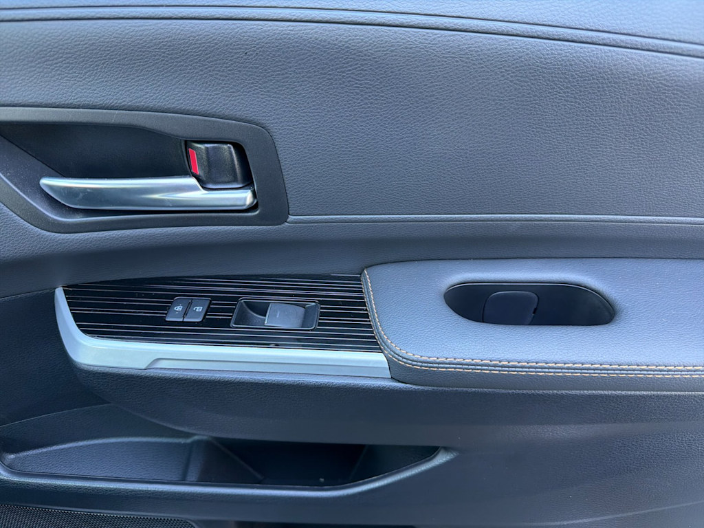 Thumbnail: 2026 Toyota Sienna - 26