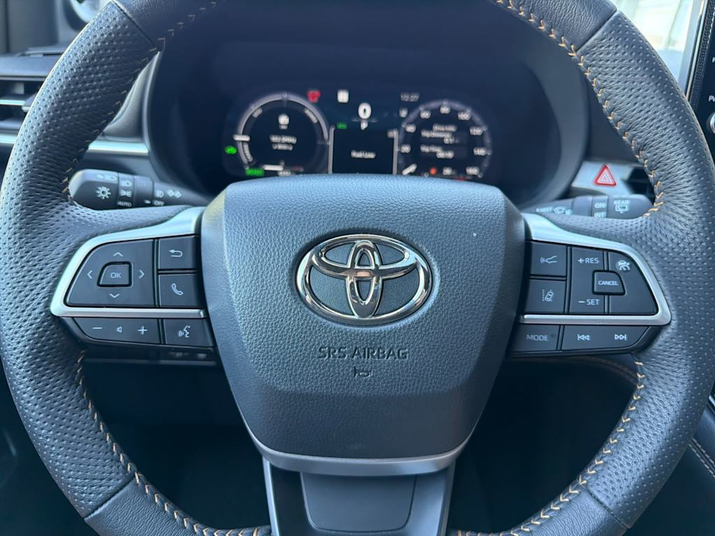 Thumbnail: 2026 Toyota Sienna - 30