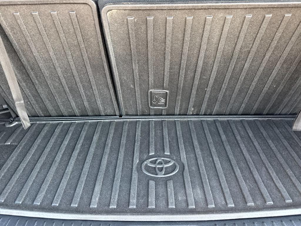 Thumbnail: 2015 Toyota Highlander - 7