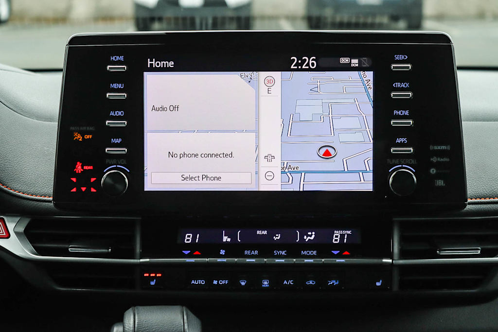 Thumbnail: 2022 Toyota Sienna - 22