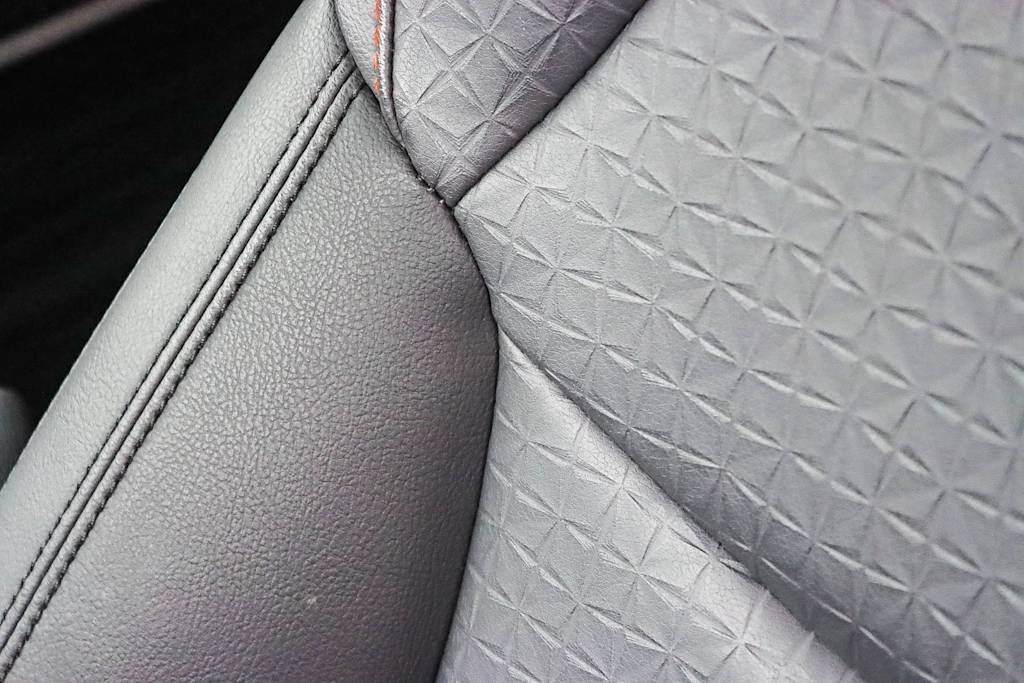 Thumbnail: 2022 Toyota Sienna - 27