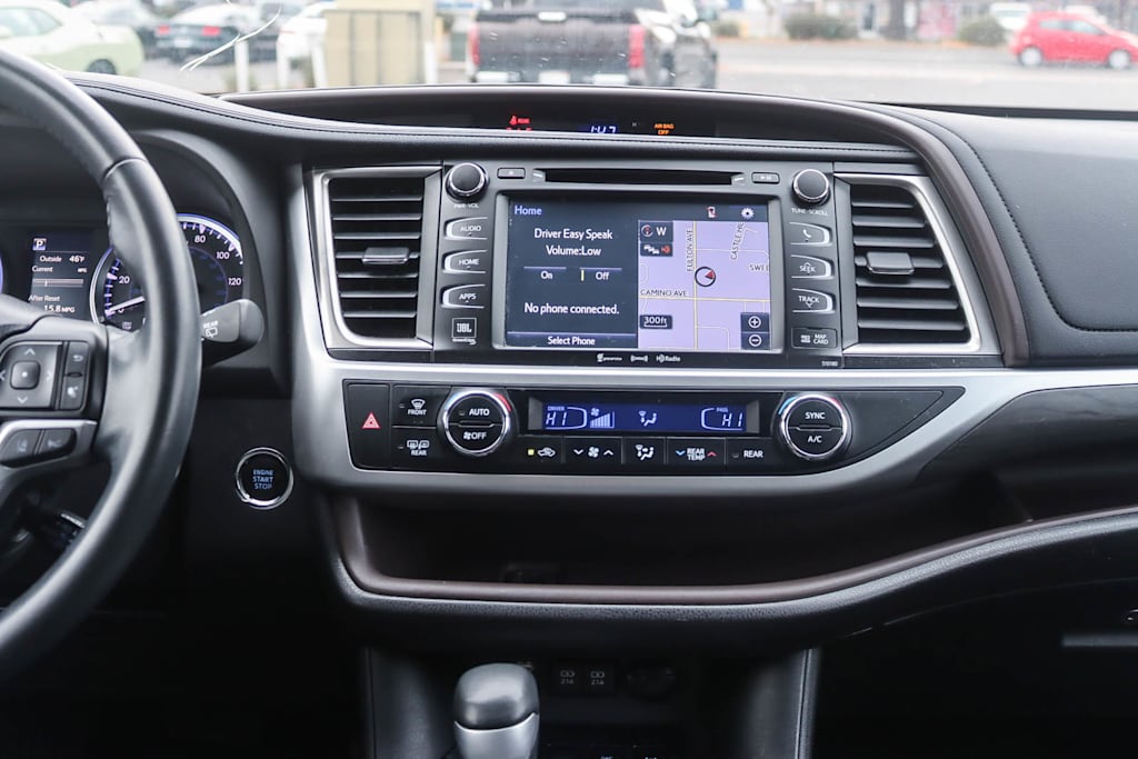 Thumbnail: 2018 Toyota Highlander - 12