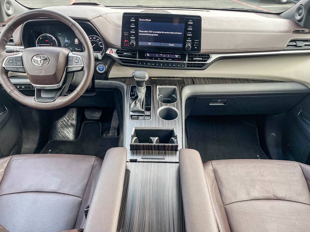 Thumbnail: 2024 Toyota Sienna - 2