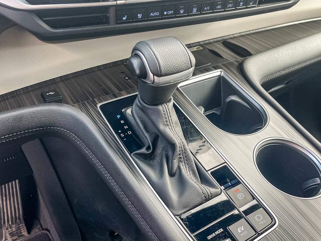 Thumbnail: 2024 Toyota Sienna - 13