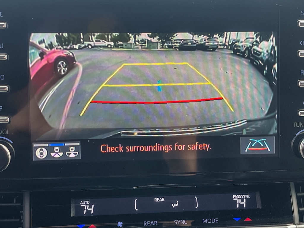 Thumbnail: 2024 Toyota Sienna - 28