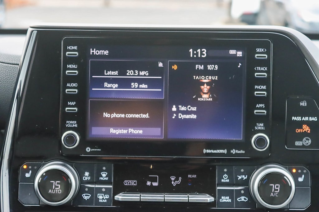 Thumbnail: 2020 Toyota Highlander - 21