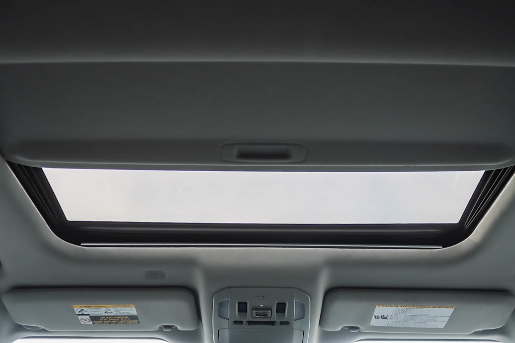 Thumbnail: 2020 Toyota Highlander - 22