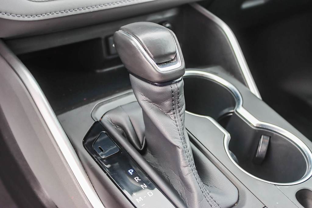 Thumbnail: 2020 Toyota Highlander - 12