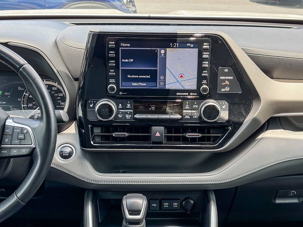 Thumbnail: 2021 Toyota Highlander - 12